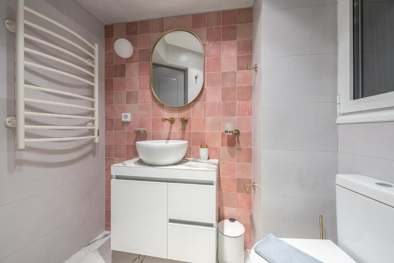 The Courtyard Oasis Apartment Athens Luaran gambar