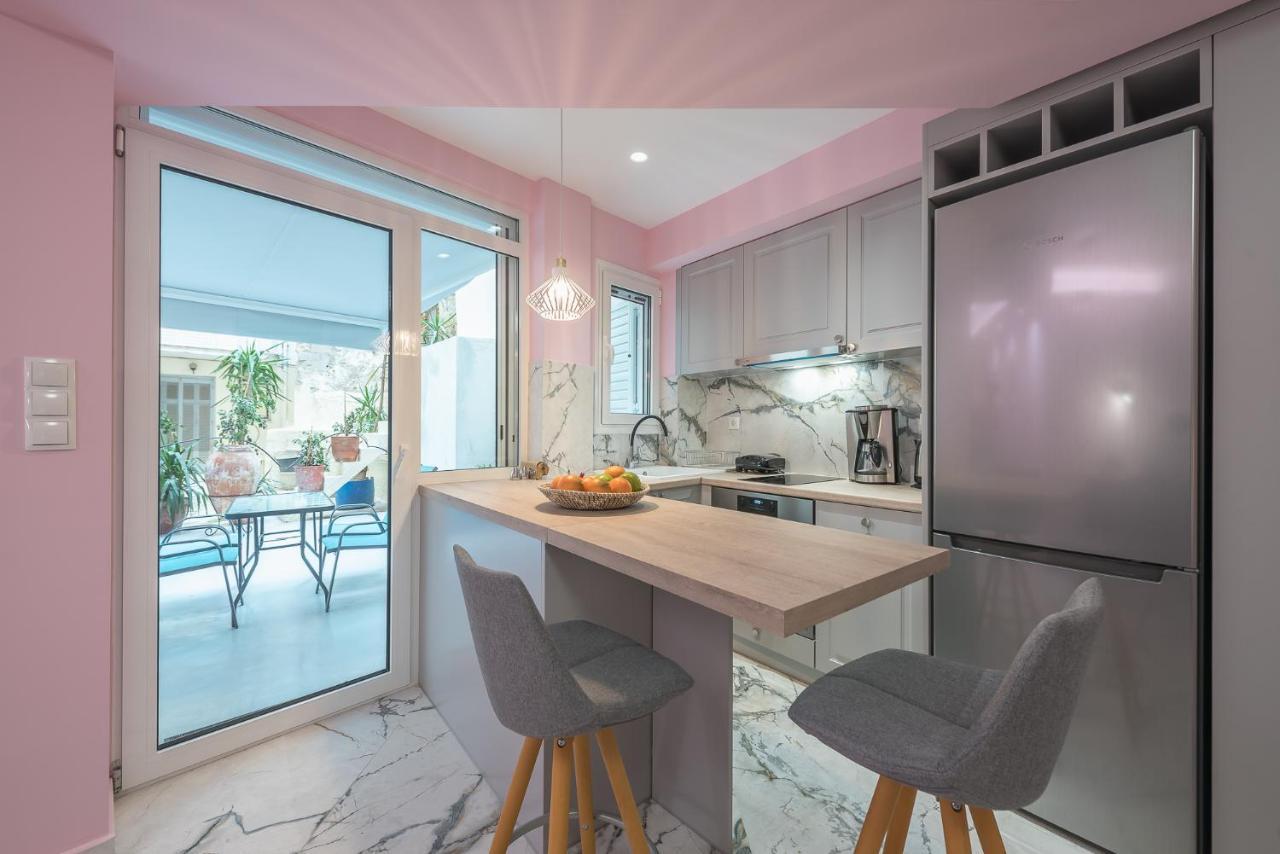 The Courtyard Oasis Apartment Athens Luaran gambar