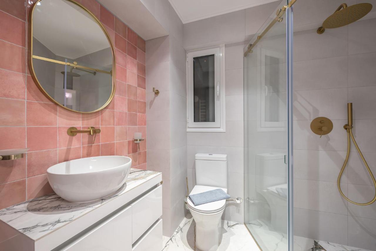 The Courtyard Oasis Apartment Athens Luaran gambar