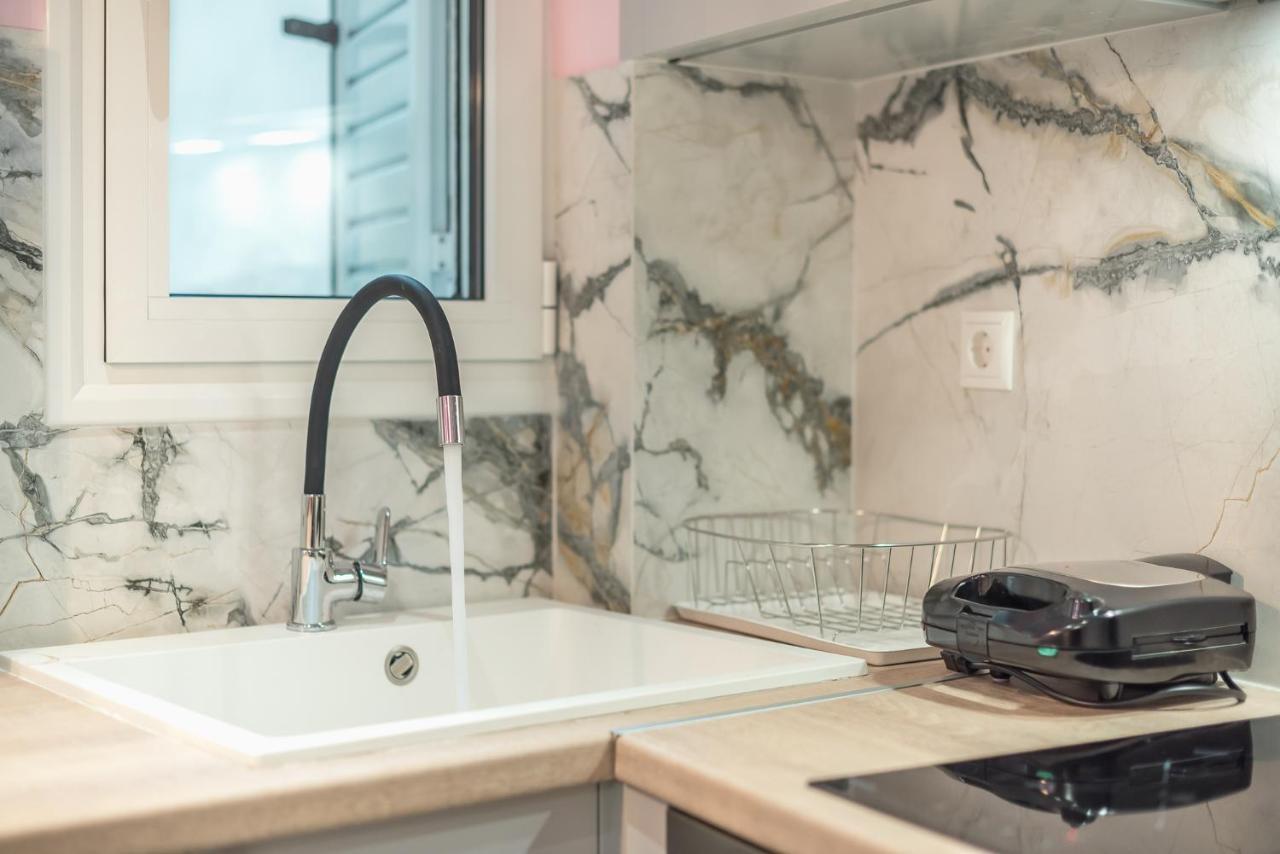 The Courtyard Oasis Apartment Athens Luaran gambar