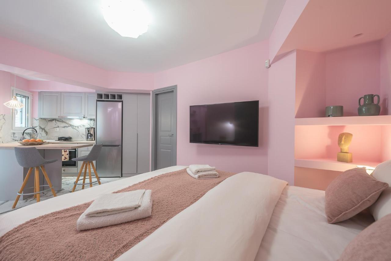 The Courtyard Oasis Apartment Athens Luaran gambar